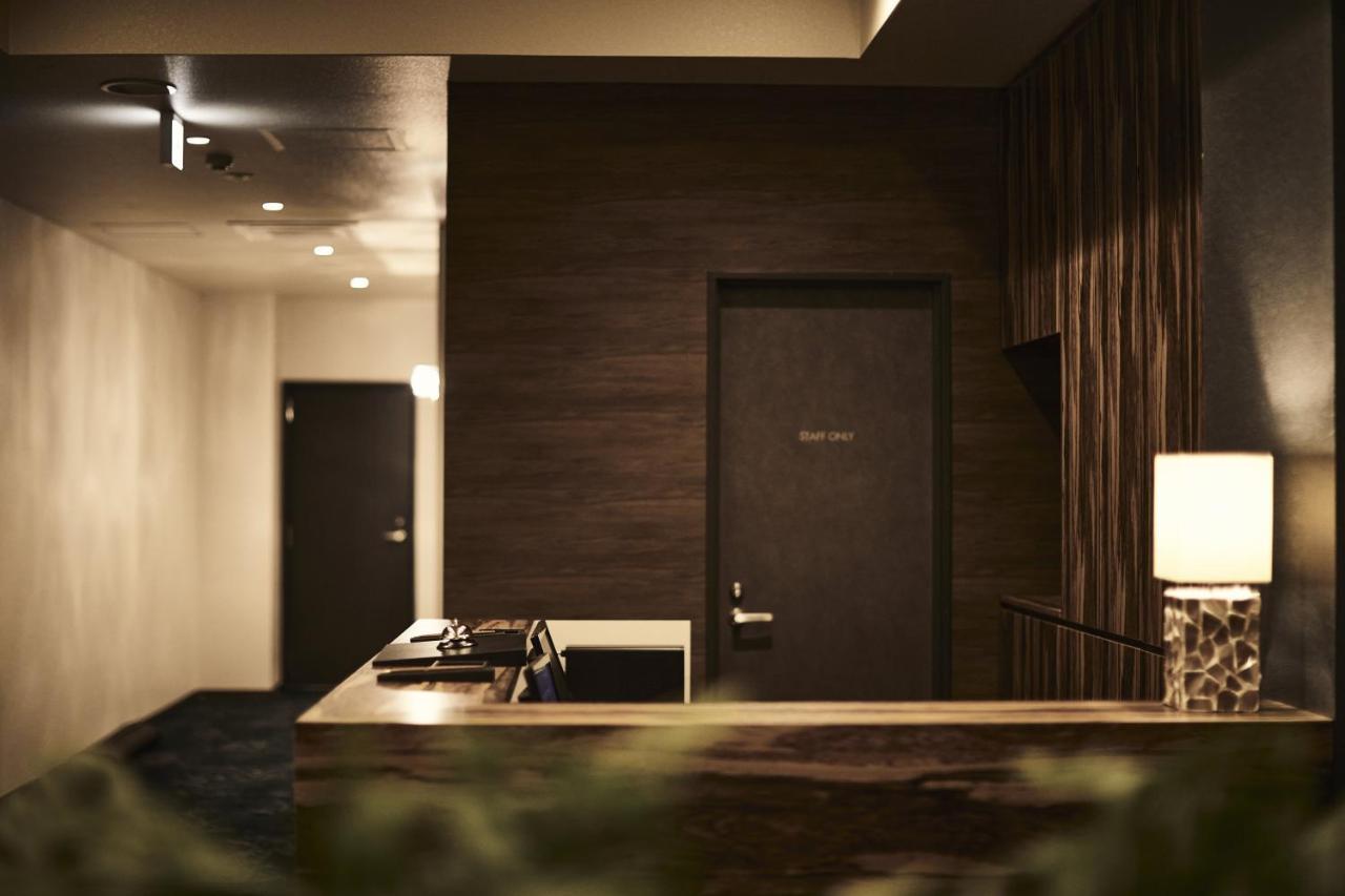 Hotel The Rock Osaka Esterno foto